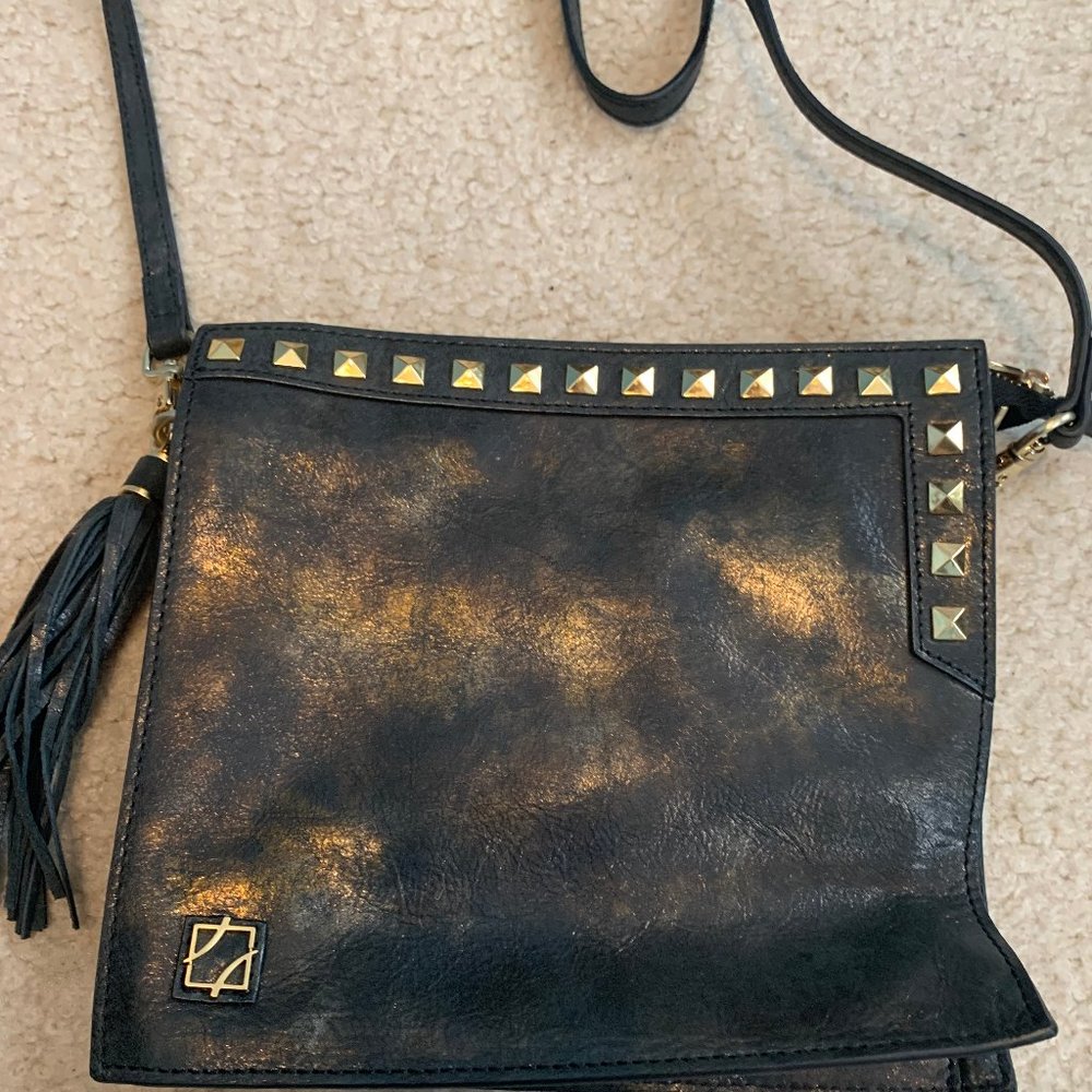 Stylish ADA Black Color Changing Purse